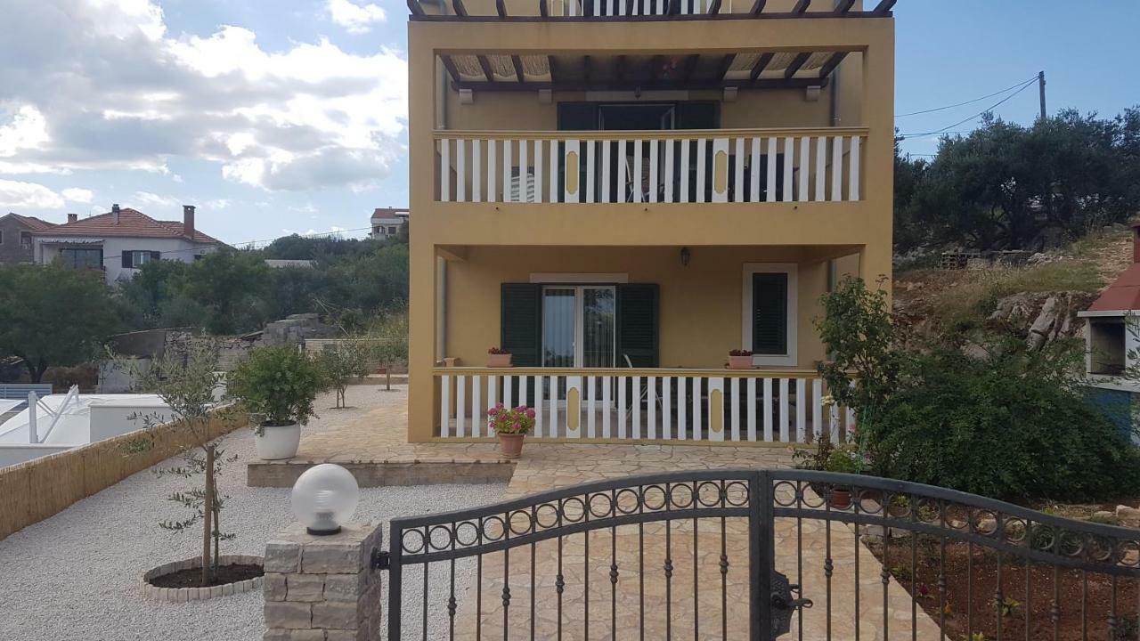 Apartament Azaleja Sali