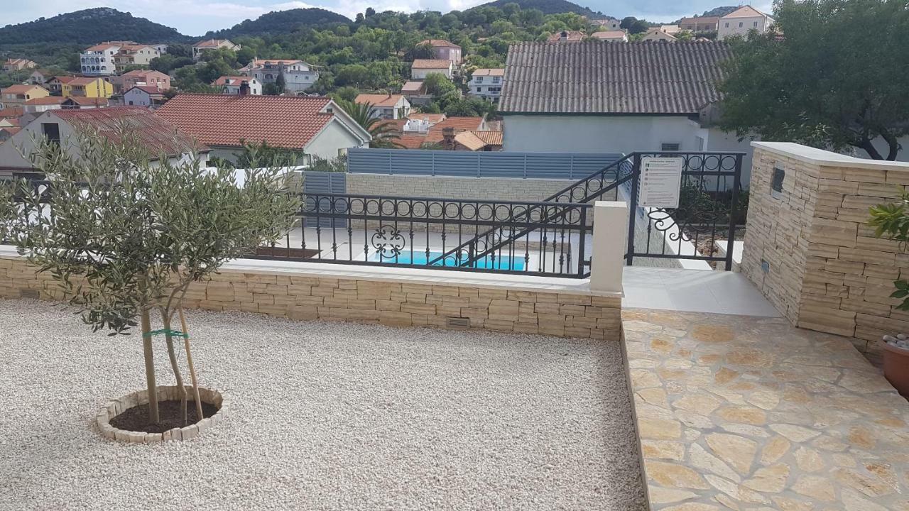 Apartment Azaleja